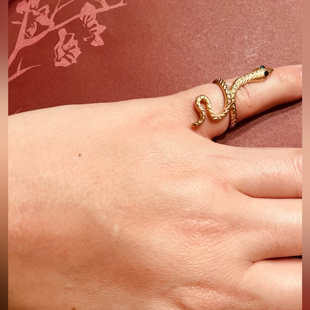 Adjustable Gold-plated Snake Ring